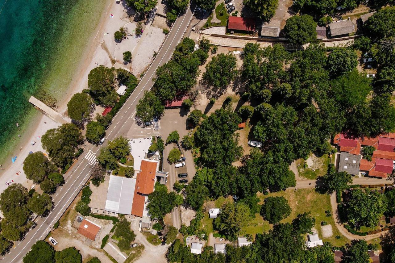 Campsite & Holiday Resort Medveja Bagian luar foto