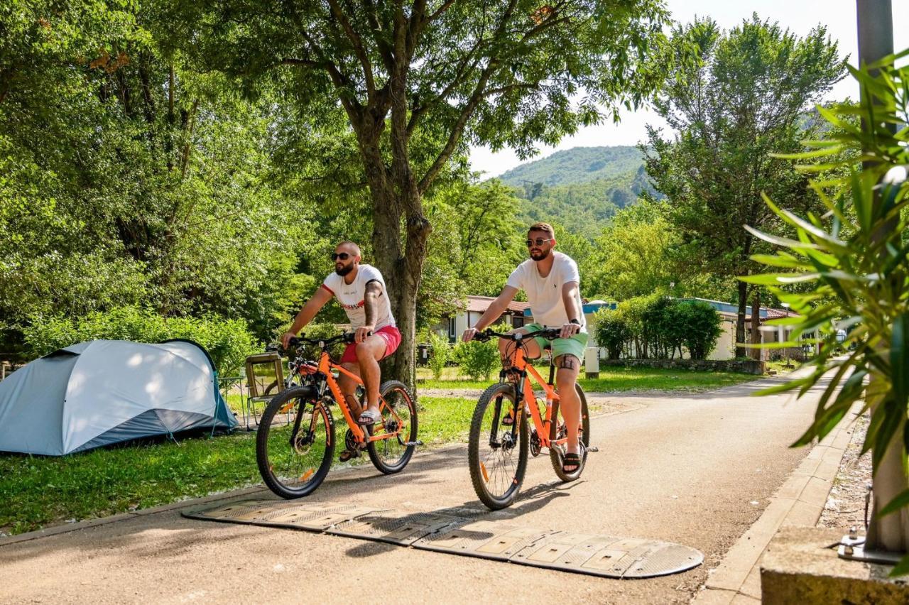 Campsite & Holiday Resort Medveja Bagian luar foto