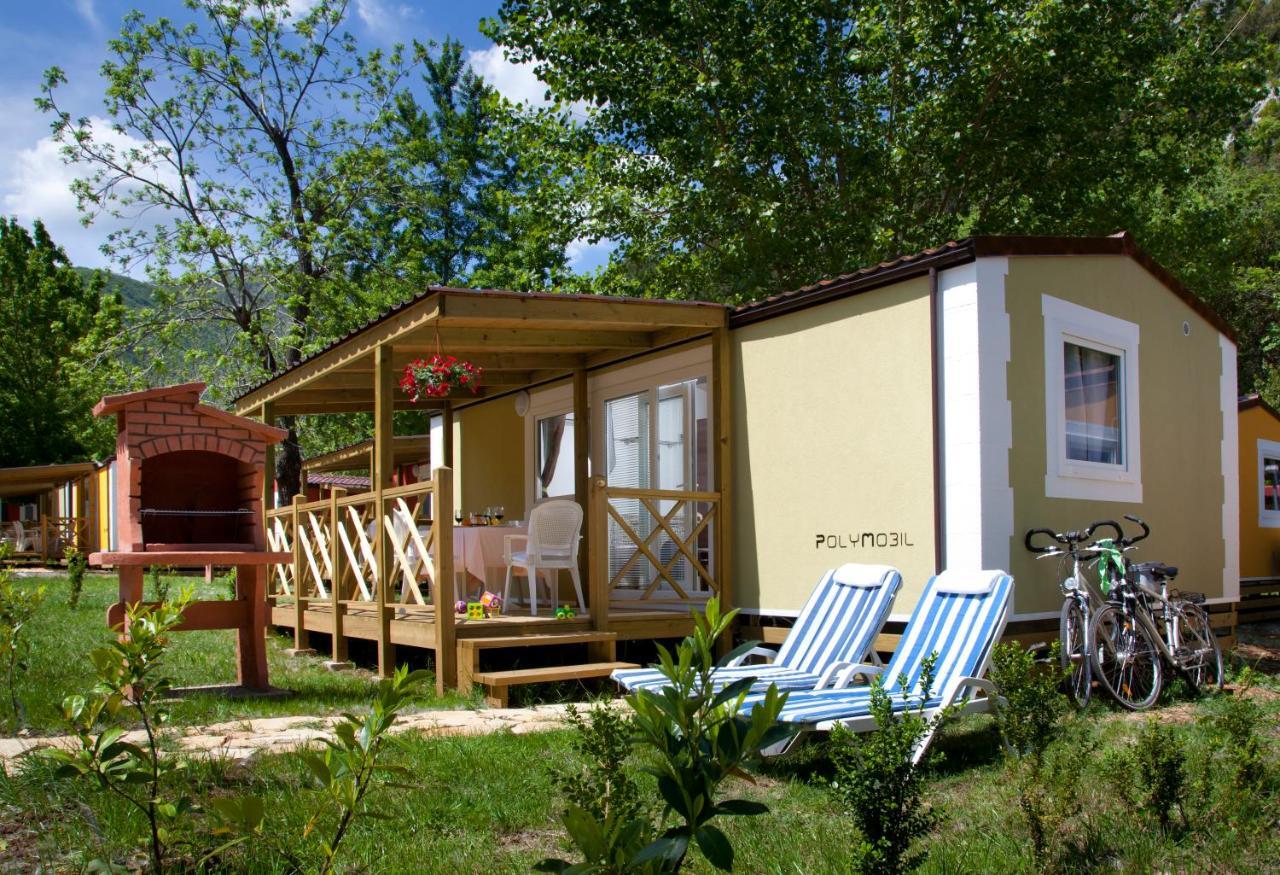 Campsite & Holiday Resort Medveja Bagian luar foto