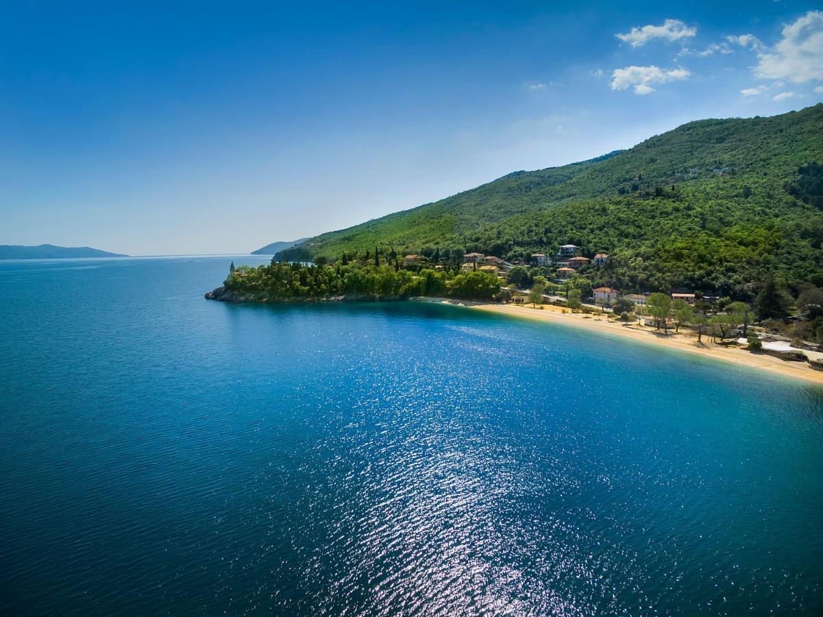 Campsite & Holiday Resort Medveja Bagian luar foto